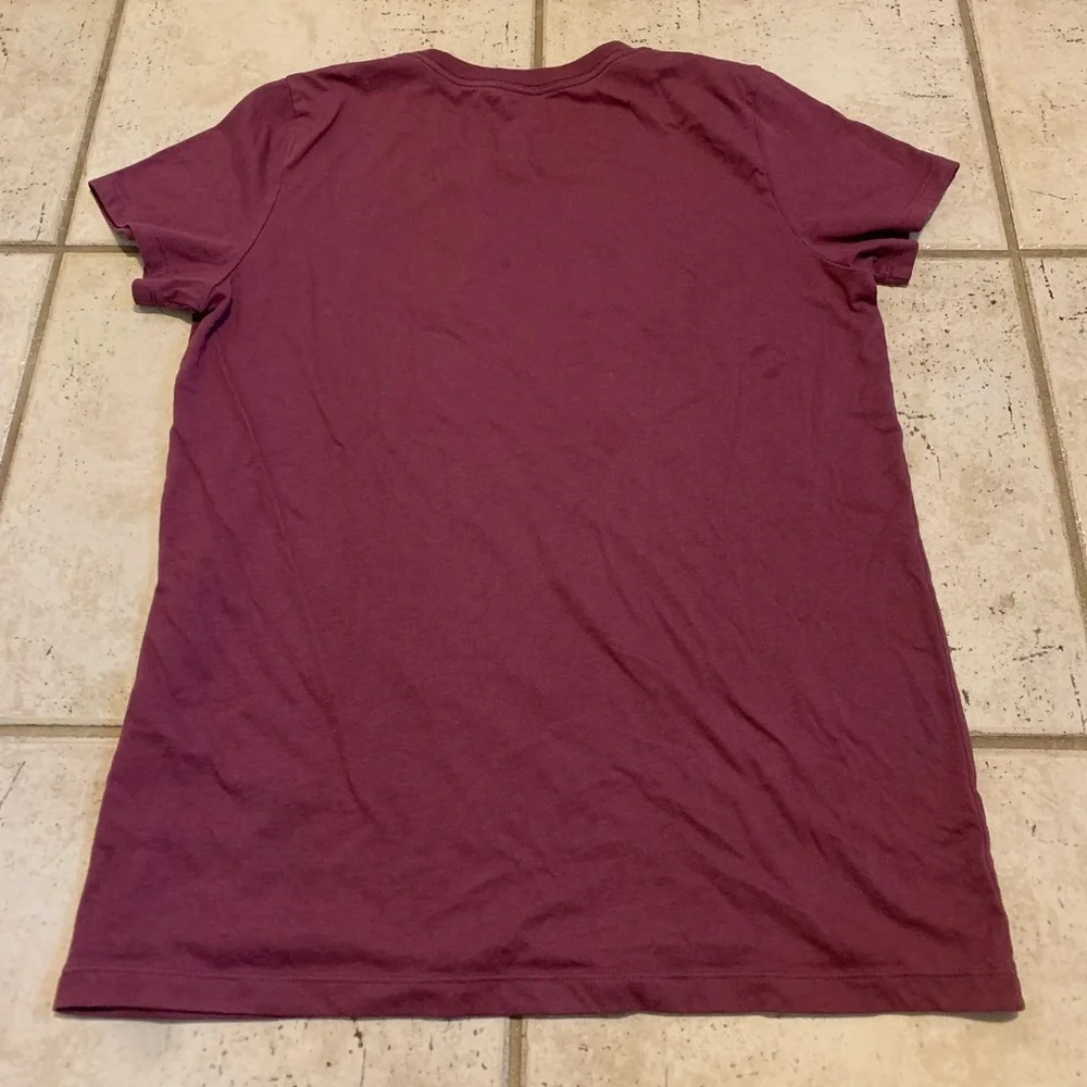 💜 Under Armour The Classic Tee Maroon T-Shirt, Medium - Picture 4 of 5